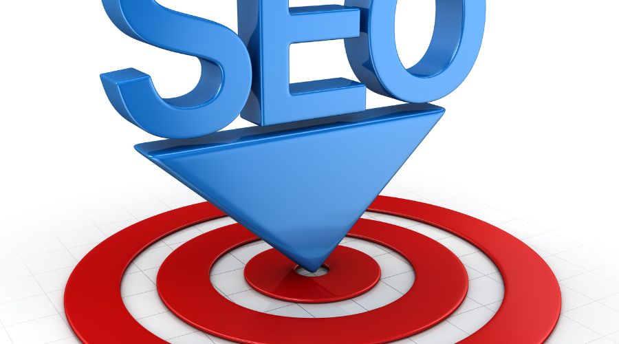 SEO target with blue 3D arrow